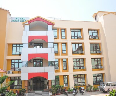 Hotel Naren Palace